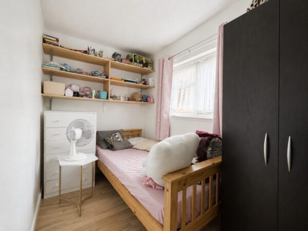 3 Bed Terraced, Brecon Way, High Wycombe, HP13 5NN