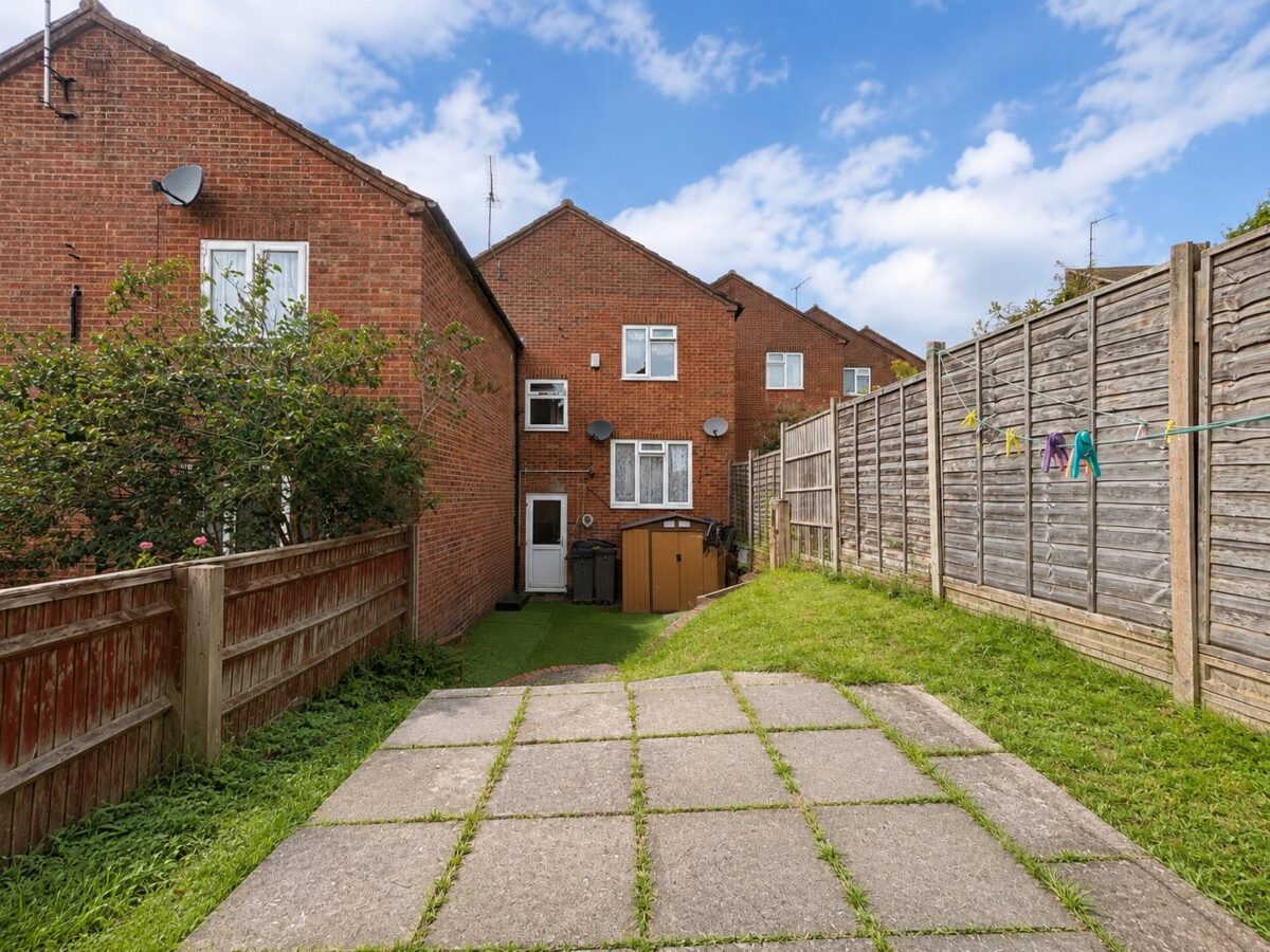 3 Bed Terraced, Brecon Way, High Wycombe, HP13 5NN