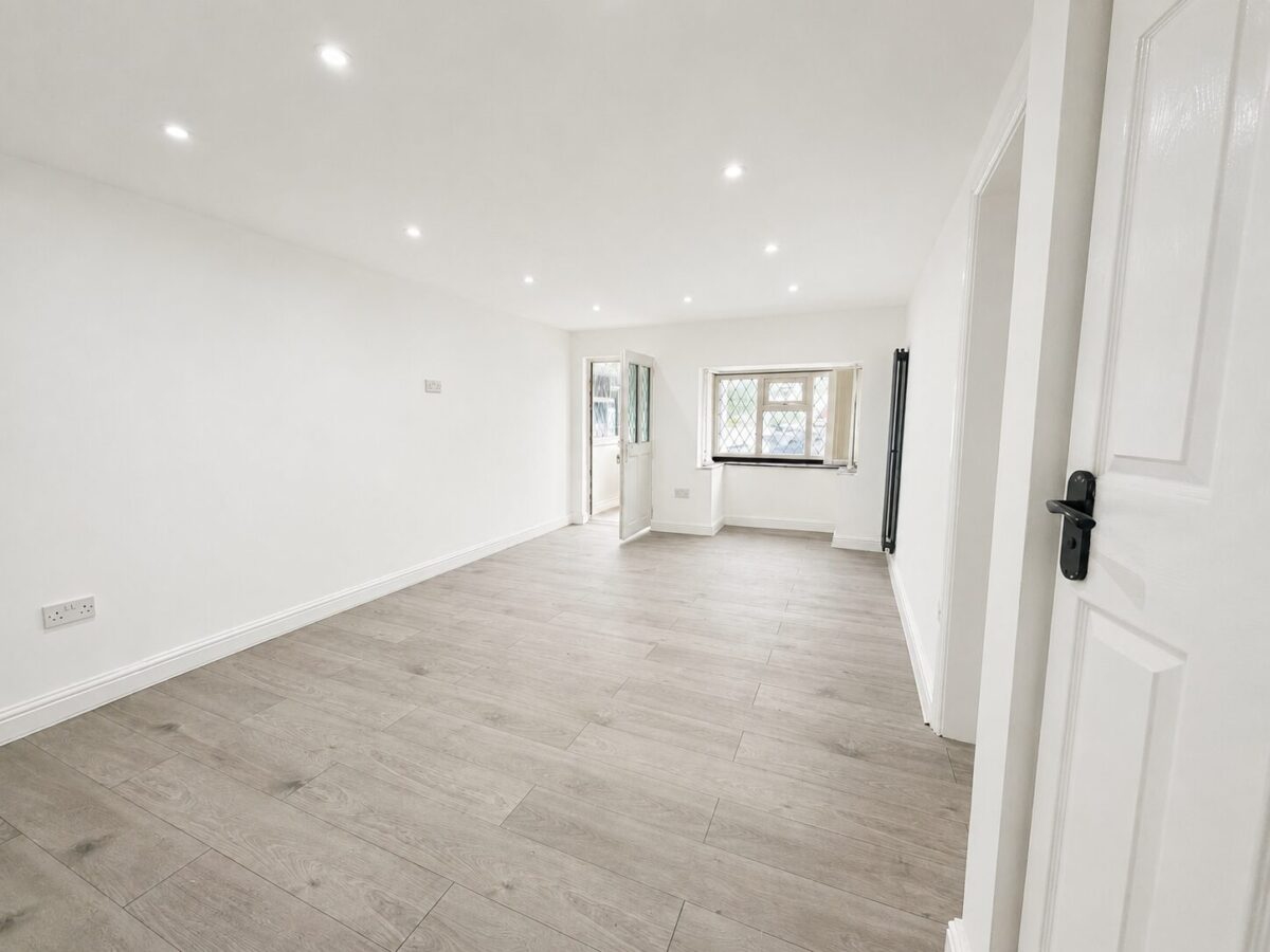 3/4 Bed House, Birmingham Road, Lickey End, Bromsgrove, B61 0EZ