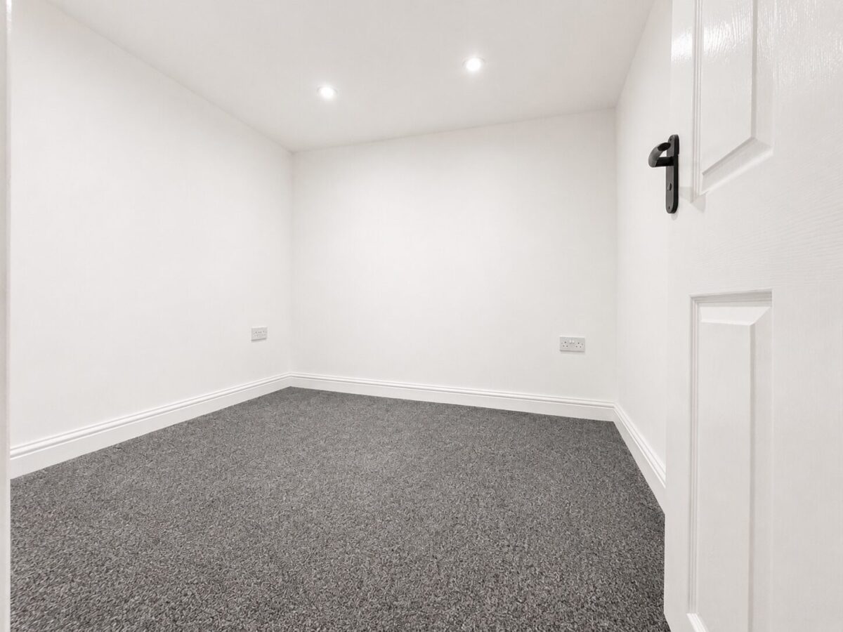 3/4 Bed House, Birmingham Road, Lickey End, Bromsgrove, B61 0EZ